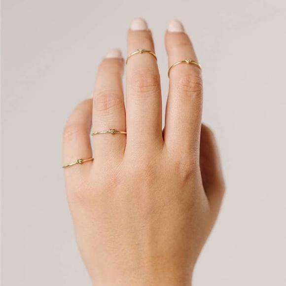 Paris Jewelers for the Jilly Box Dainty White Gold and Diamond Heart Ring size 6 - Picture 2 of 5